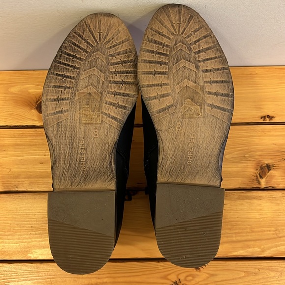 Chelsee Fortune 11 Boots NWOT Size 8 Black Suede, Side Zipper - Picture 5 of 7